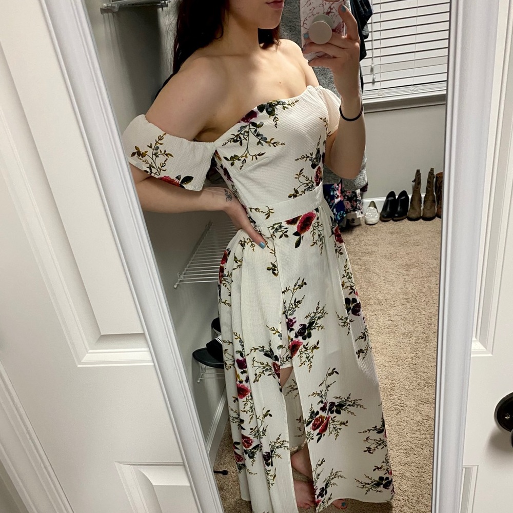 White floral maxi dress NWOT